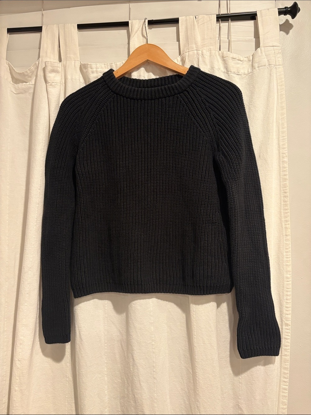 Quince Women’s XS 100% Organic Cotton Fisherman Crew Black Sweater Chunky Knit